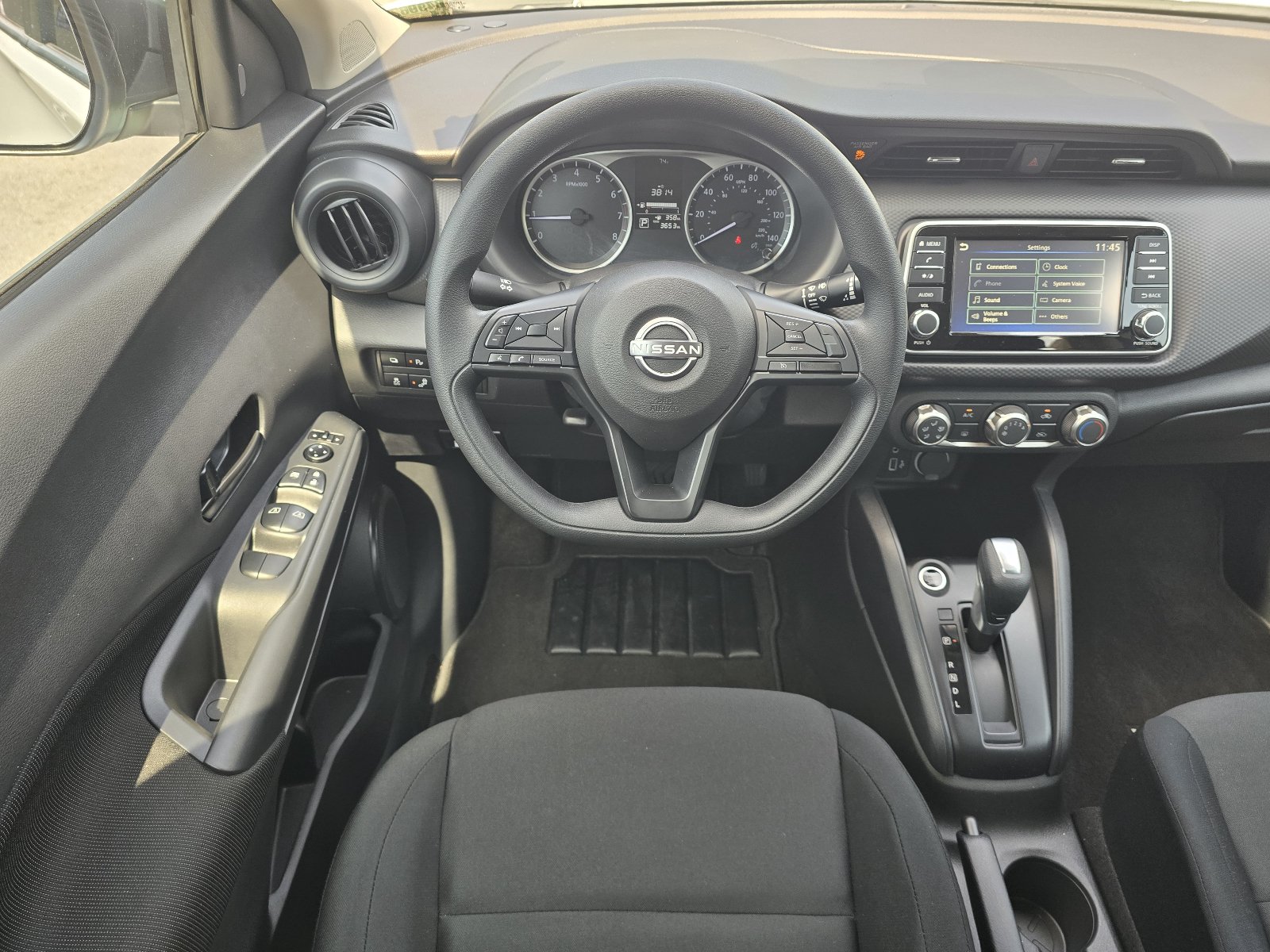 Used 2025 Nissan Kicks Play S FWD image 14