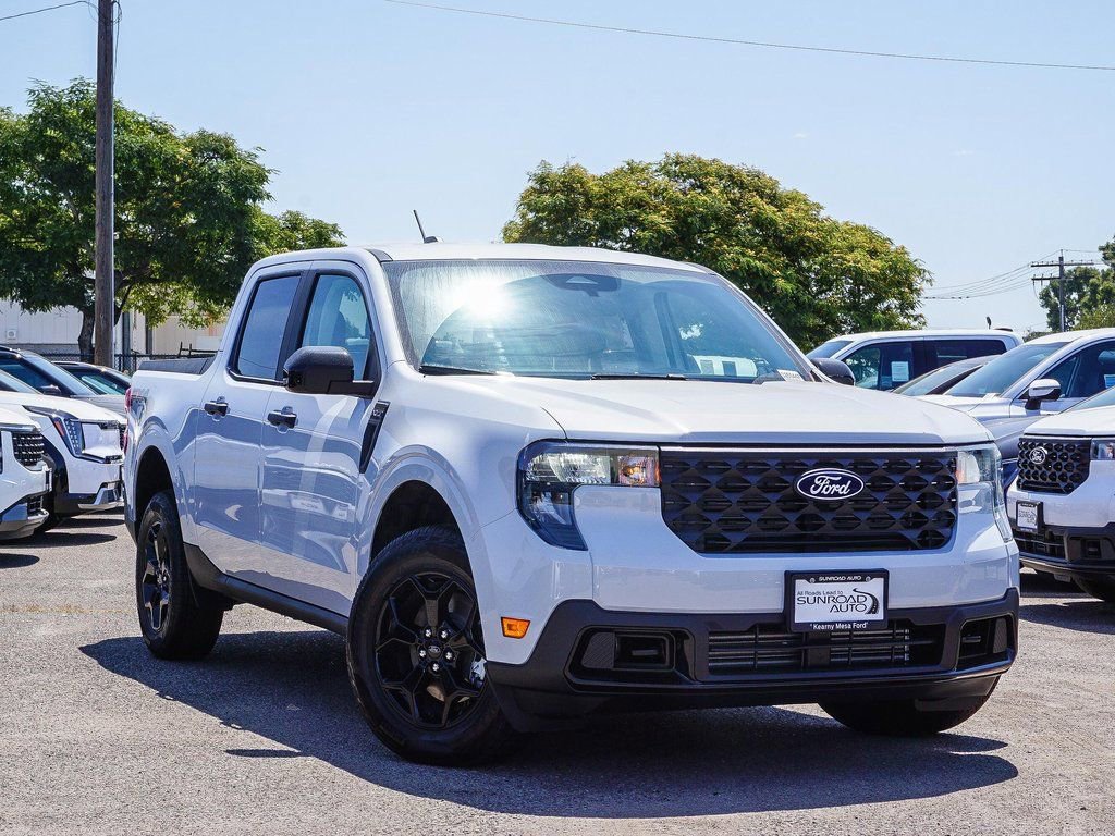 New 2025 Ford Maverick XLT w/ XLT Luxury Package