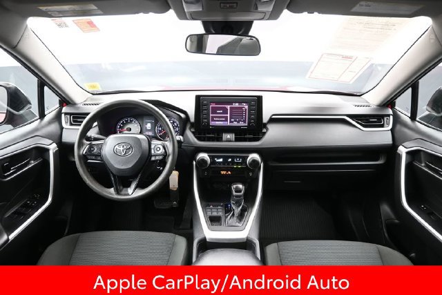 Certified 2021 Toyota RAV4 LE AWD/4WD image 11