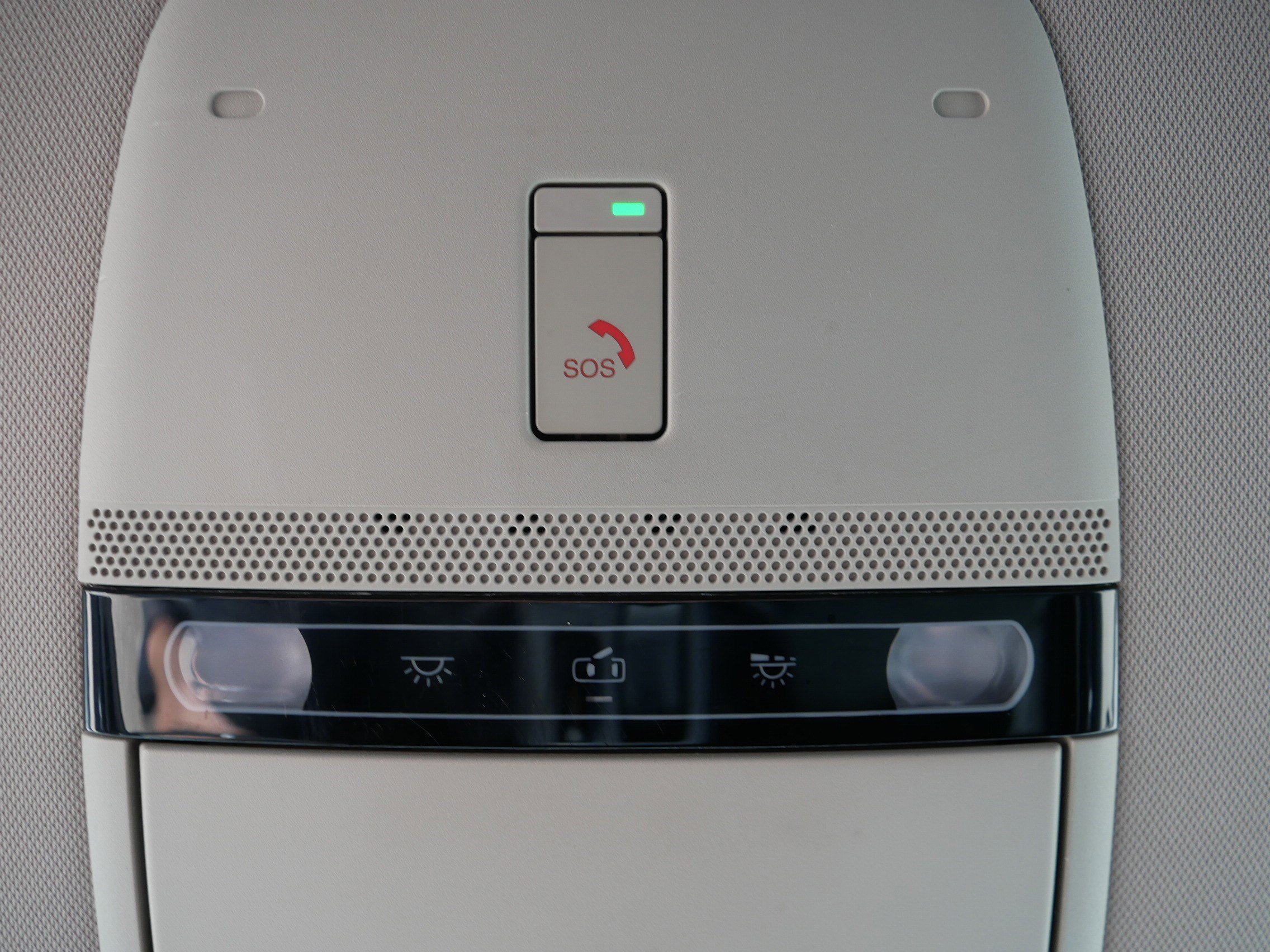Certified 2023 Nissan Ariya AWD image 32