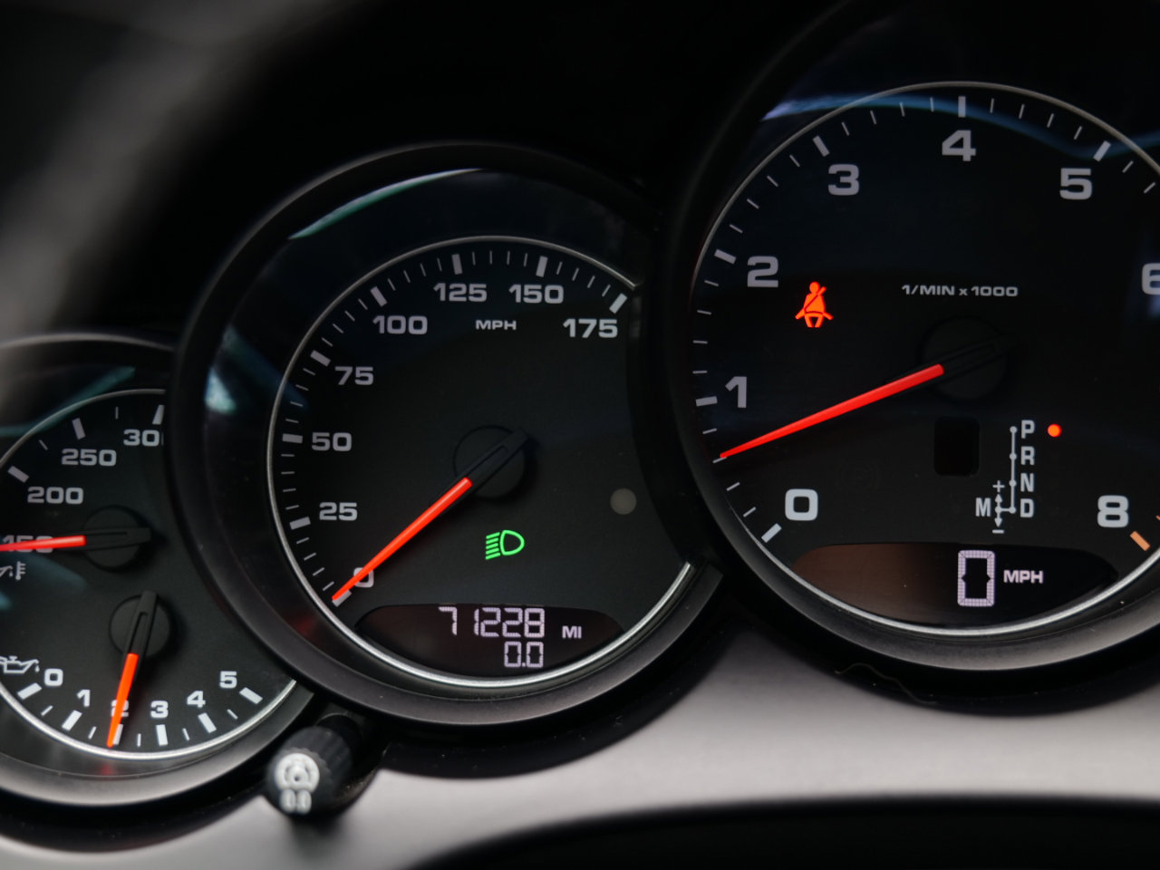 Used 2016 Porsche Cayenne image 21