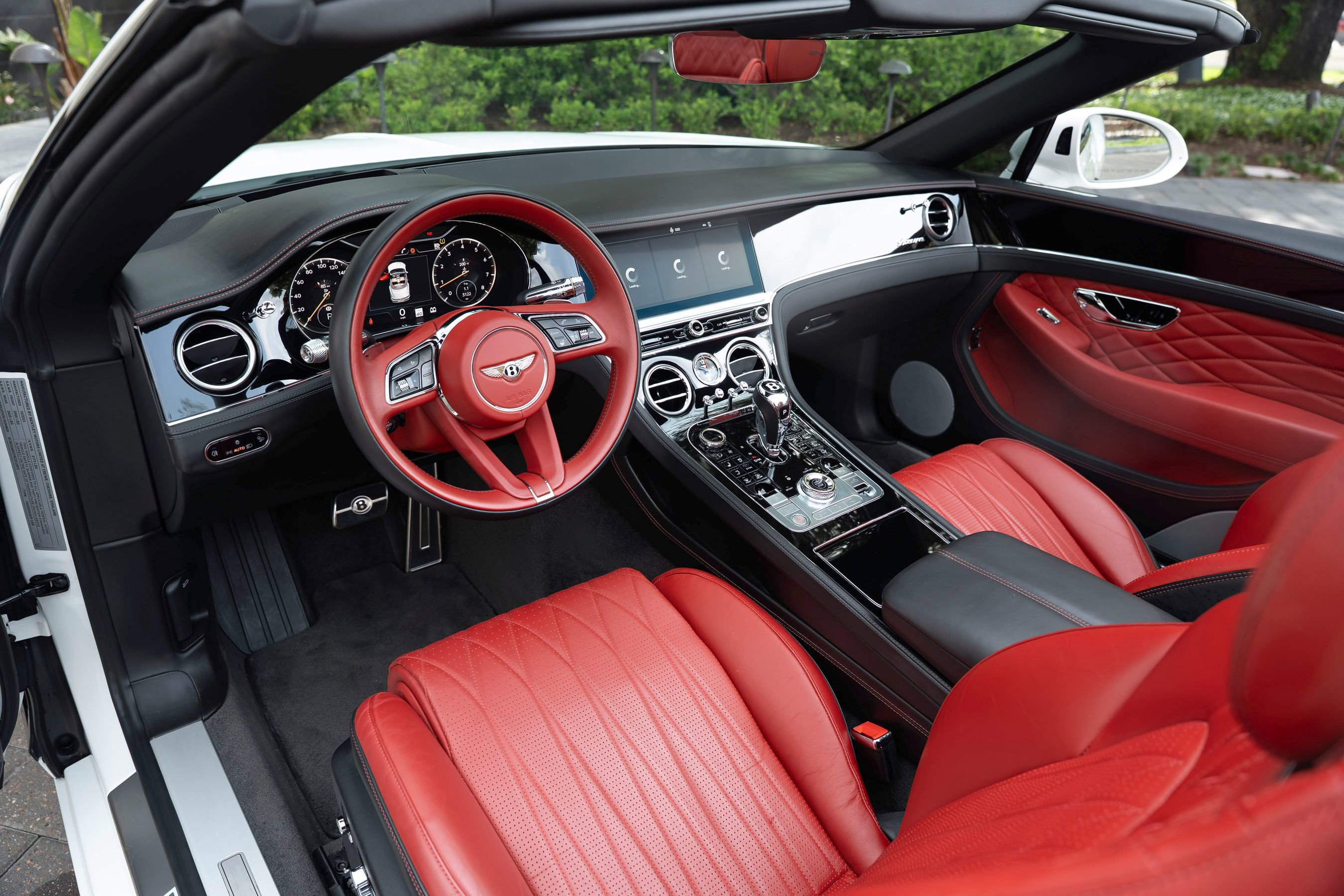Used 2024 Bentley Continental GT Azure AWD/4WD image 9