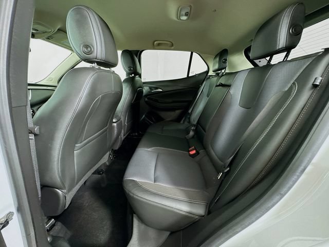 Used 2022 Buick Encore GX Select AWD/4WD image 38