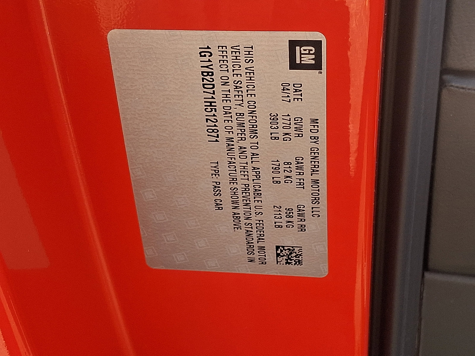 Used 2017 Chevrolet Corvette Stingray w/ Battery Protection Package image 27