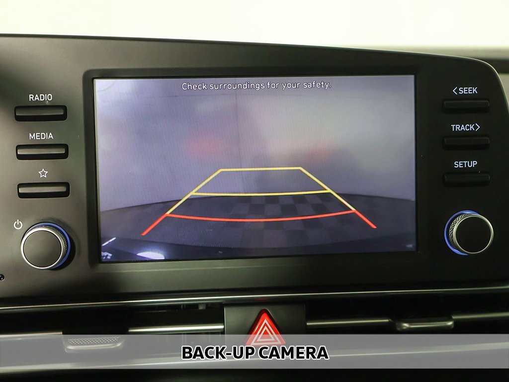 Used 2023 Hyundai Elantra Blue w/ Winter Weather Package image 5