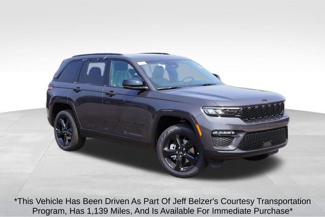 New 2025 Jeep Grand Cherokee Limited w/ Black Appearance Package