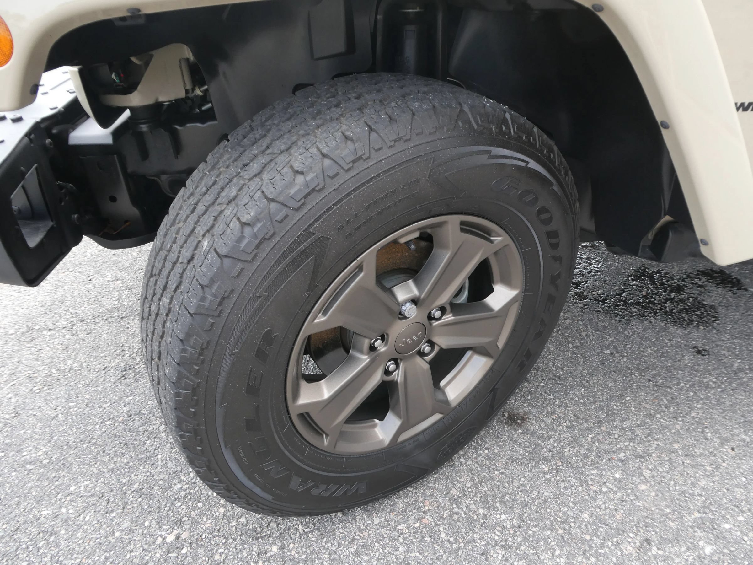 Used 2018 Jeep Wrangler Sport AWD/4WD image 25