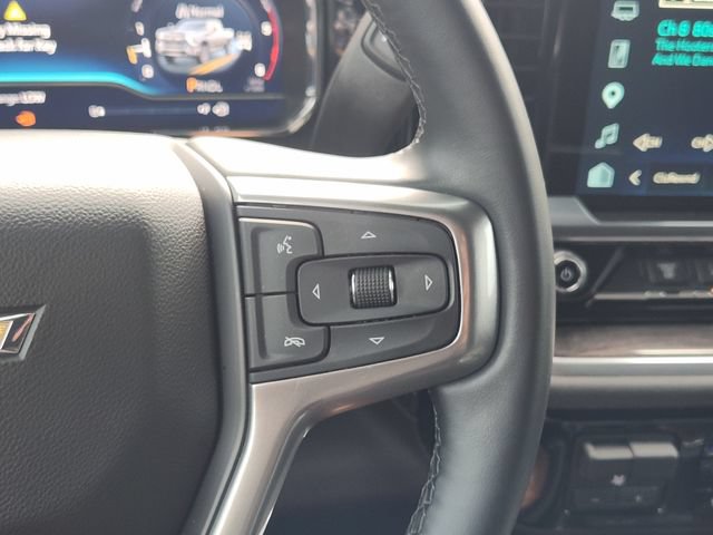 Used 2025 Chevrolet Silverado 2500 LTZ w/ LTZ Convenience Package AWD/4WD image 29