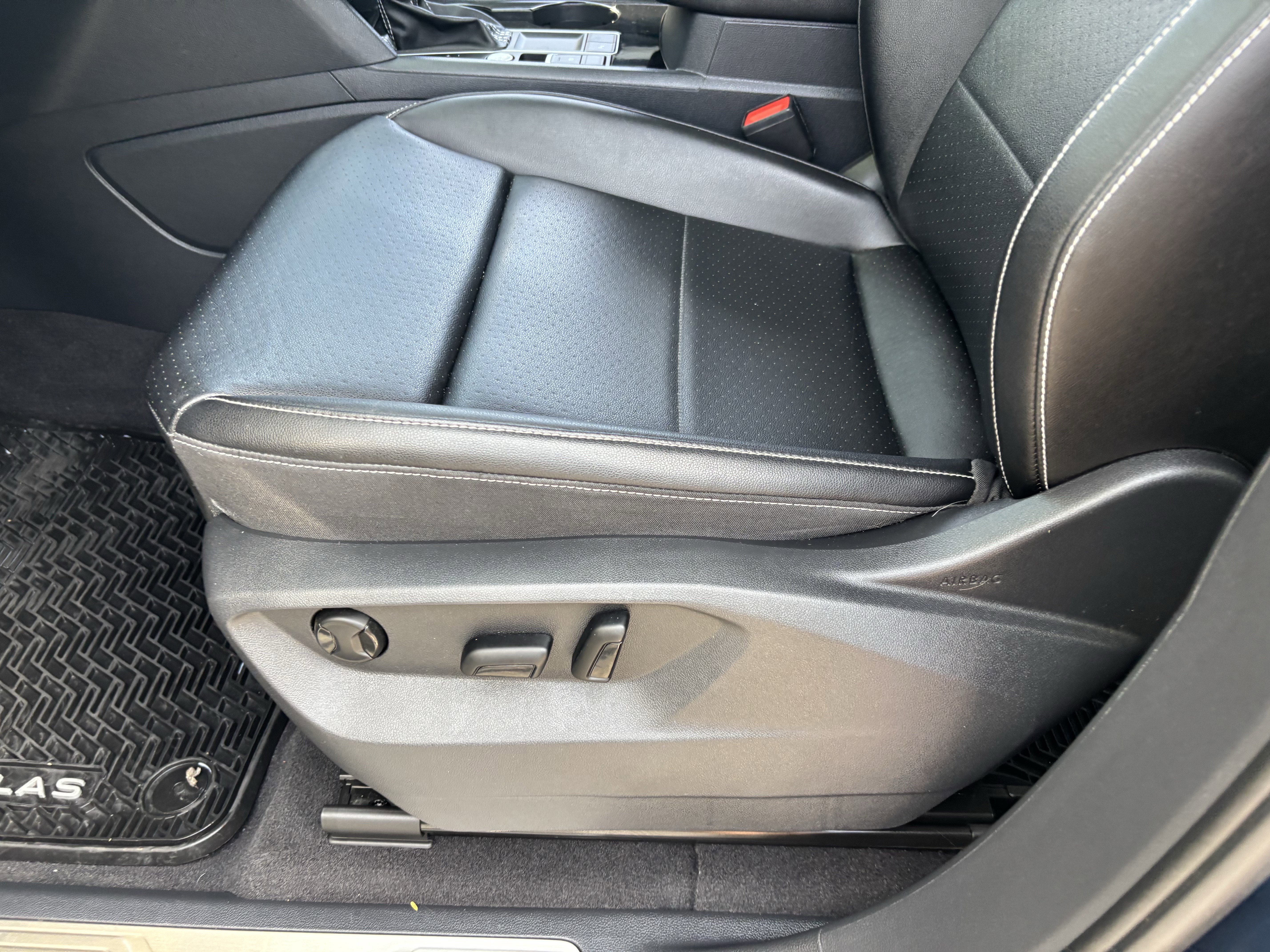 Used 2022 Volkswagen Atlas SE w/ Panoramic Sunroof Package image 19