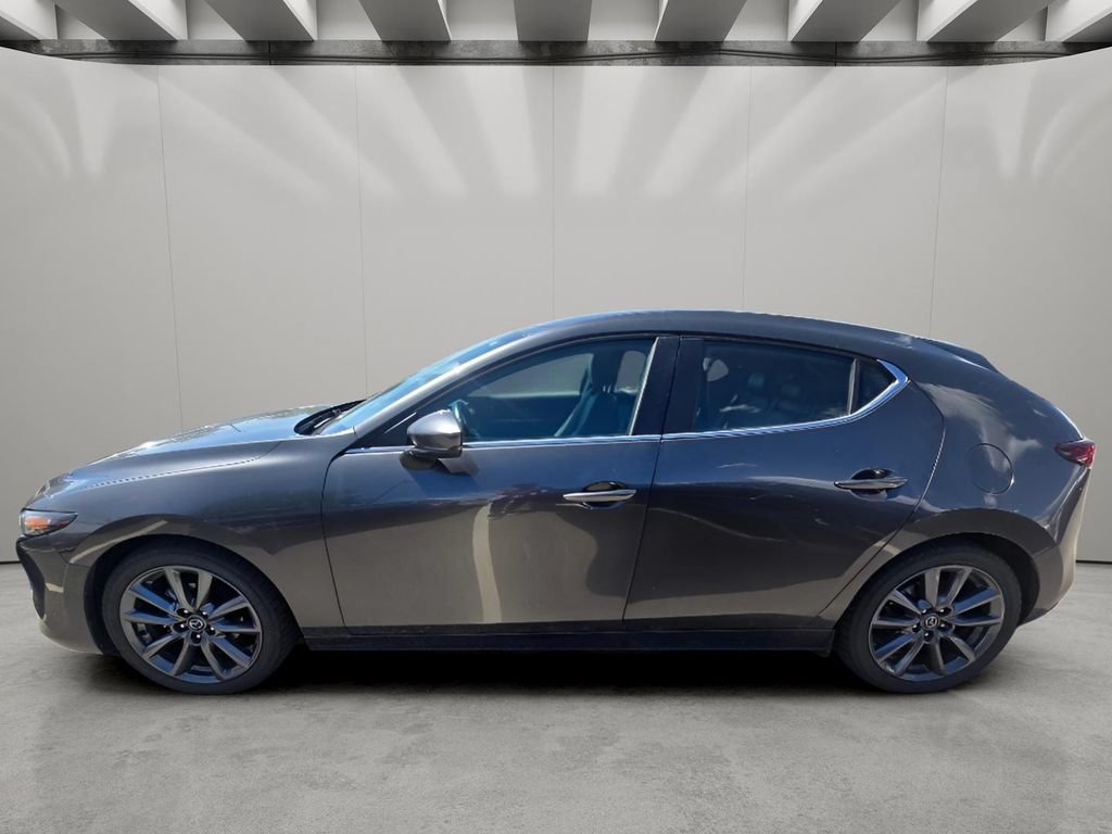 Used 2021 MAZDA MAZDA3 s FWD image 4