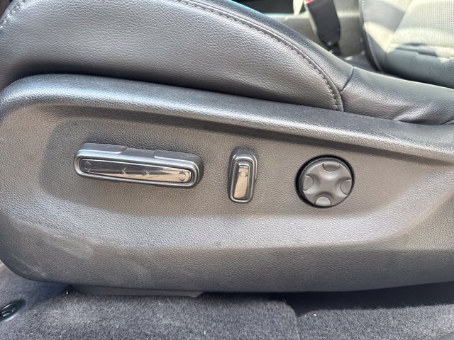 Used 2019 Honda CR-V EX-L image 17