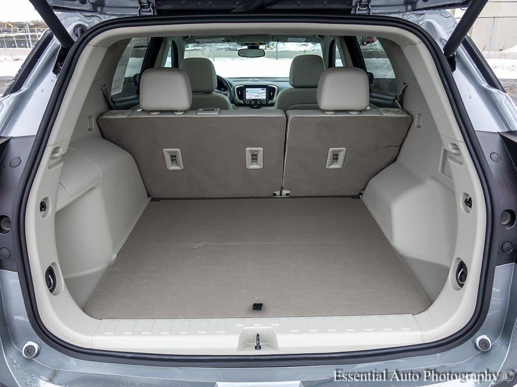 Used 2024 GMC Terrain Denali w/ Denali Premium Package image 27