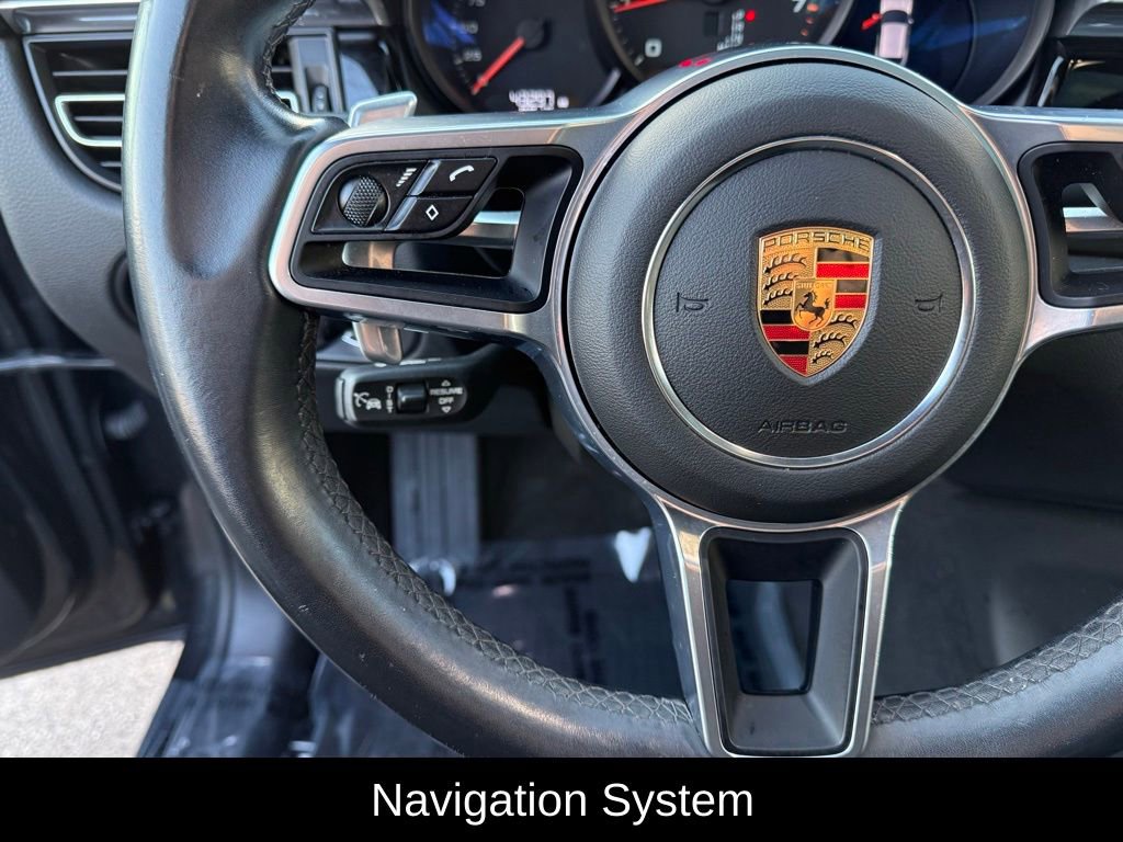 Used 2021 Porsche Macan image 10