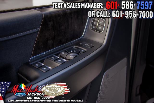 New 2026 Ford F250 Lariat w/ Black Appearance Package image 13