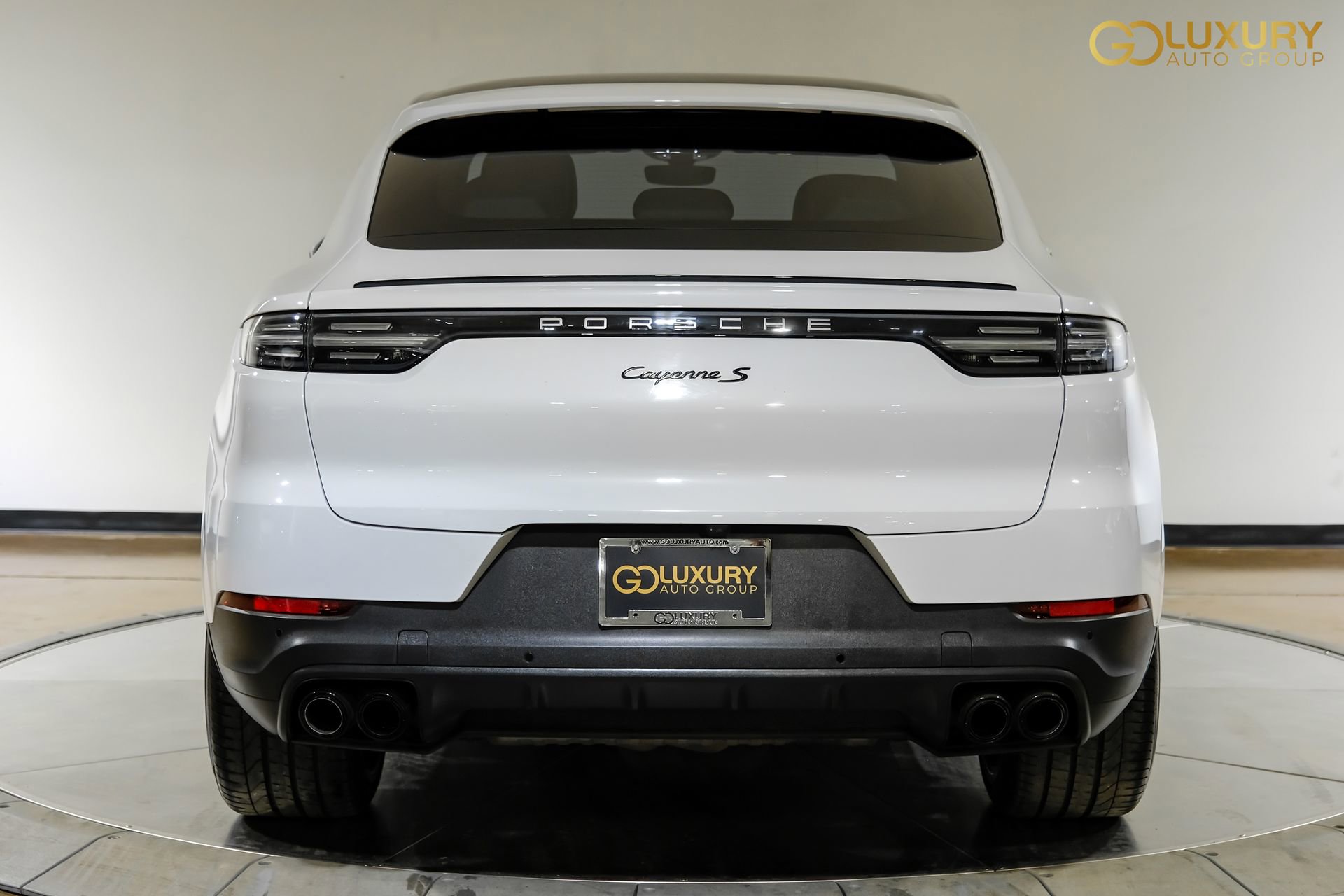 Used 2022 Porsche Cayenne S AWD/4WD image 11