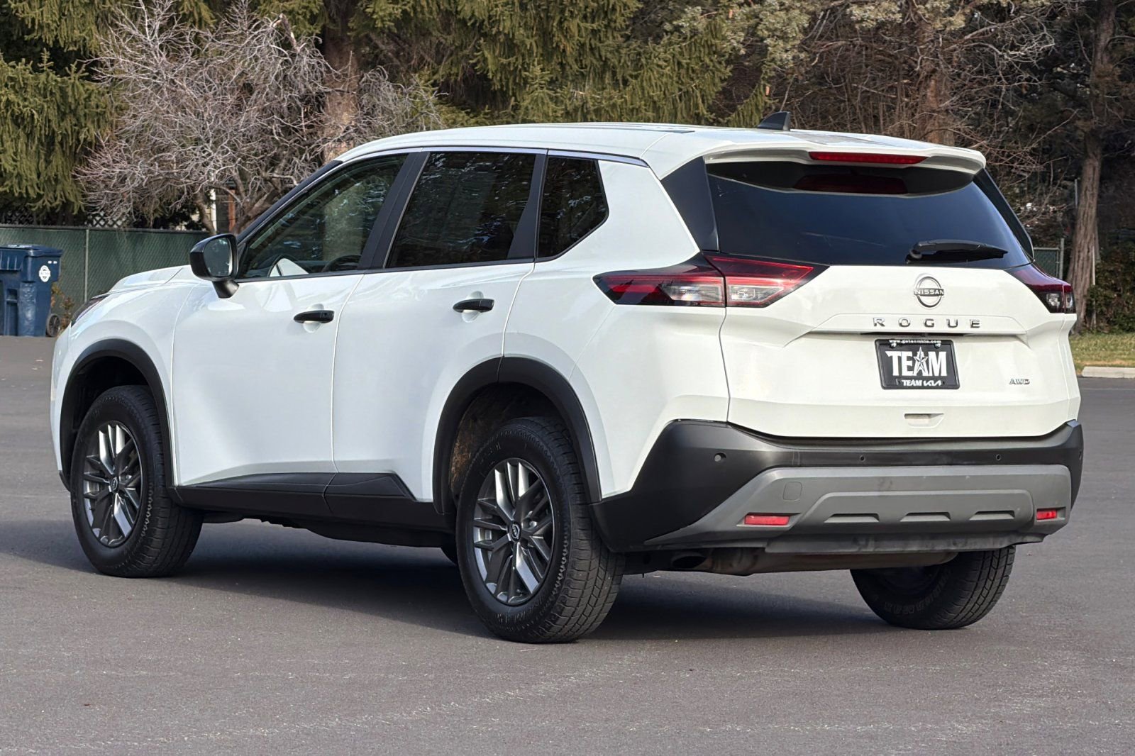 Used 2023 Nissan Rogue S image 6