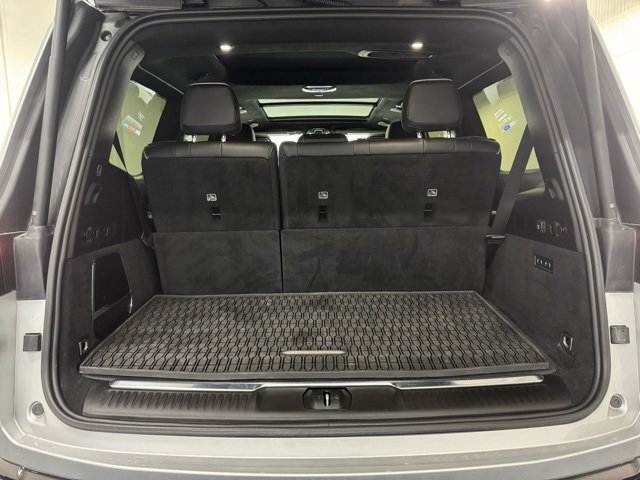 Used 2024 Jeep Grand Wagoneer Series III w/ Rear-Seat Entertainment Group image 33