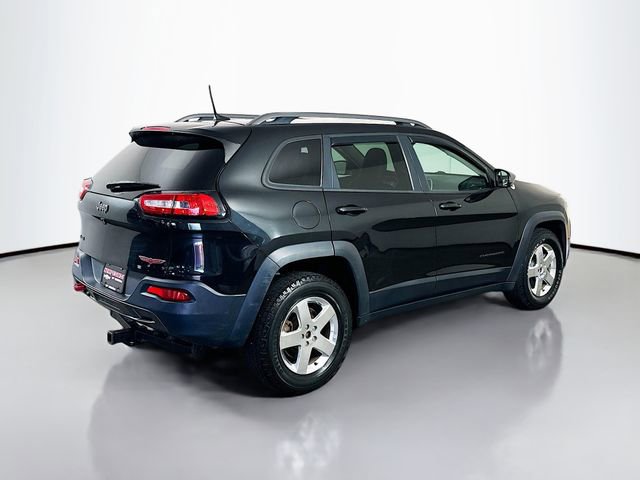 Used 2016 Jeep Cherokee Trailhawk image 6