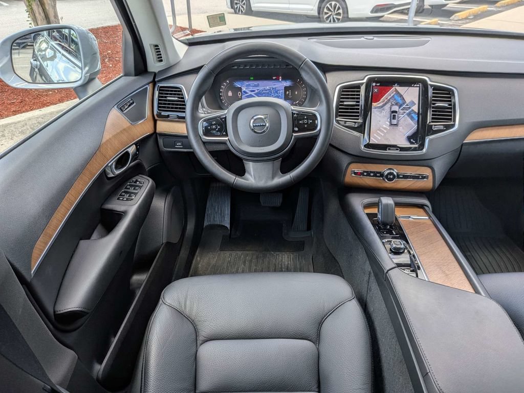 Used 2024 Volvo XC90 B6 Plus AWD/4WD image 21