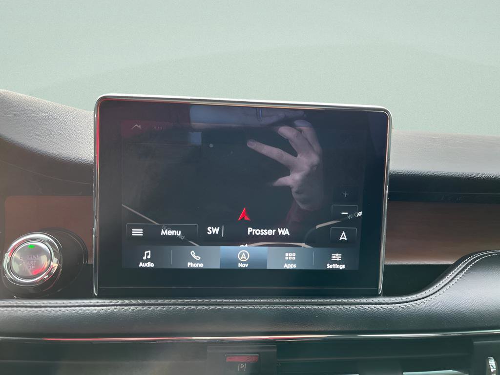 Used 2020 Lincoln Corsair Reserve image 17