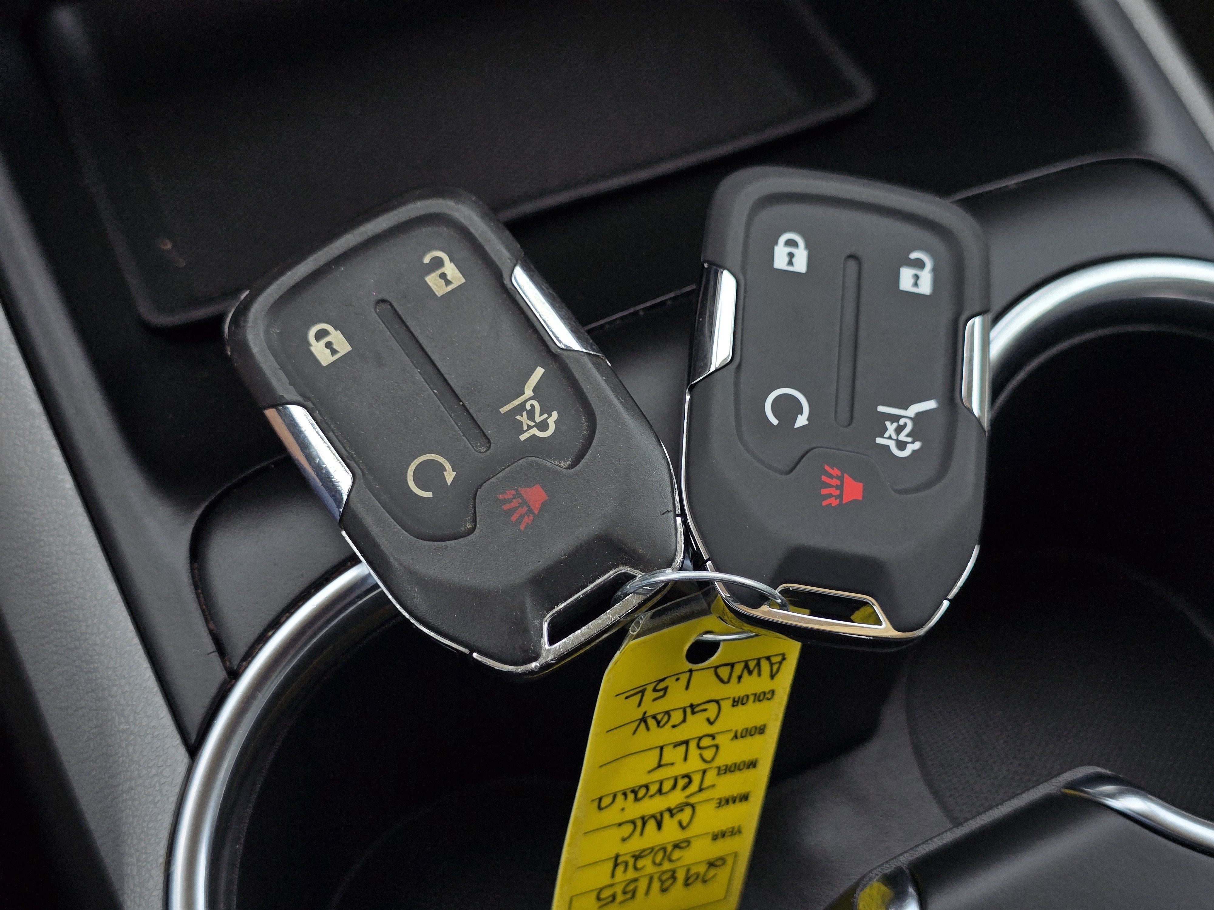 Used 2024 GMC Terrain SLT AWD/4WD image 38