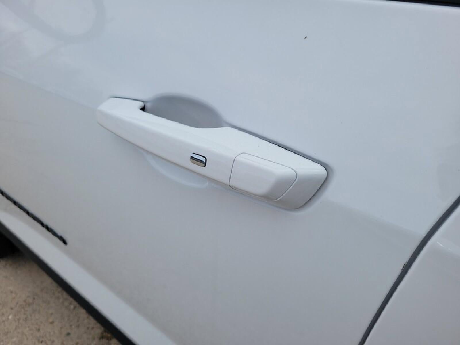 New 2026 GMC Terrain Elevation w/ Black Edition image 7