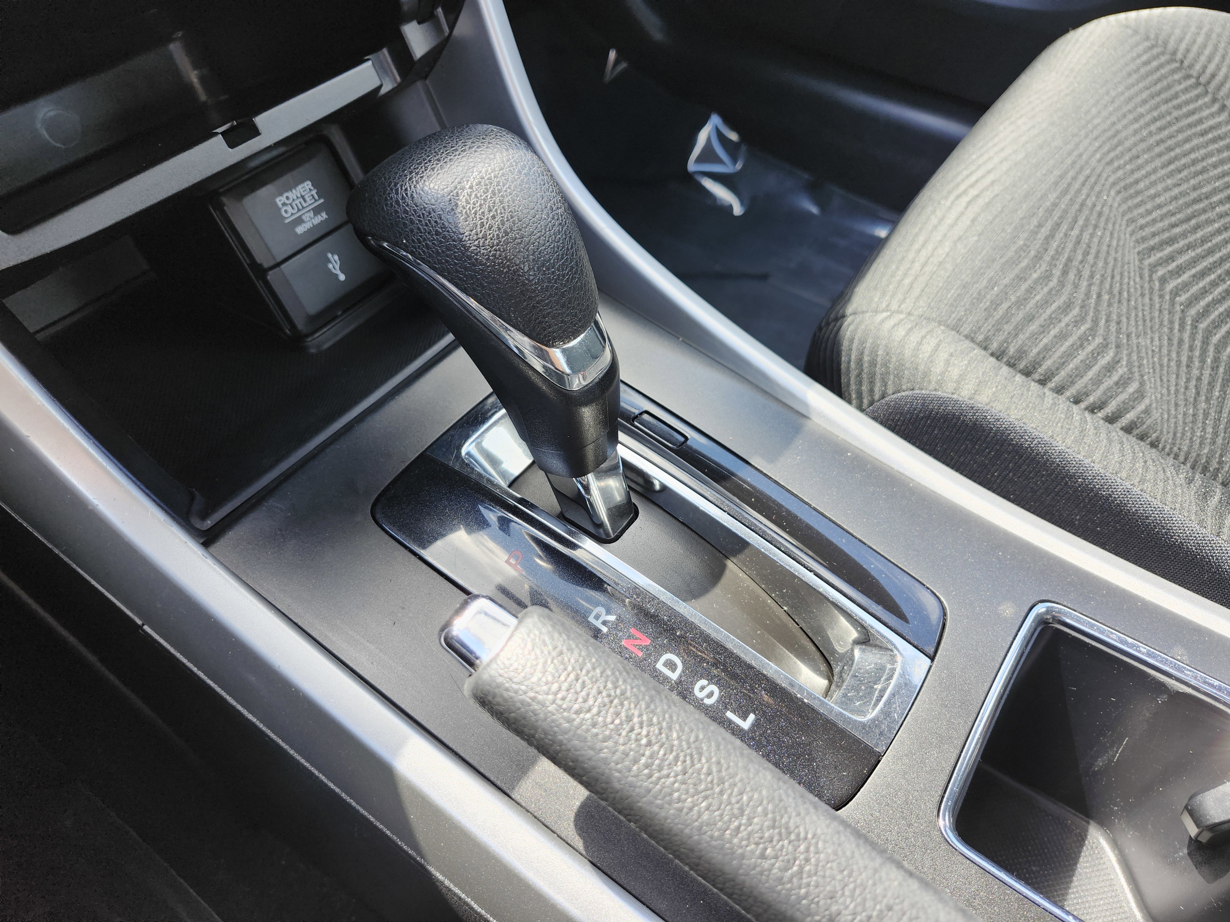 Used 2015 Honda Accord LX image 26