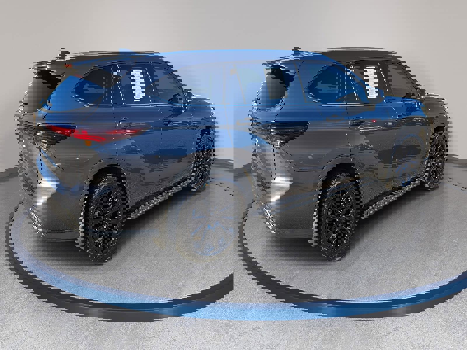 Used 2024 Toyota Highlander Limited image 5