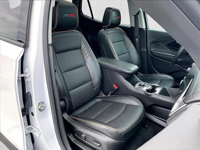 Used 2022 GMC Terrain AT4 w/ Tech Package AWD/4WD image 9