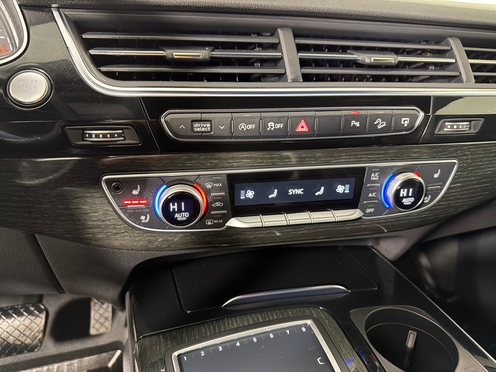 Used 2017 Audi Q7 3.0T Premium Plus image 19