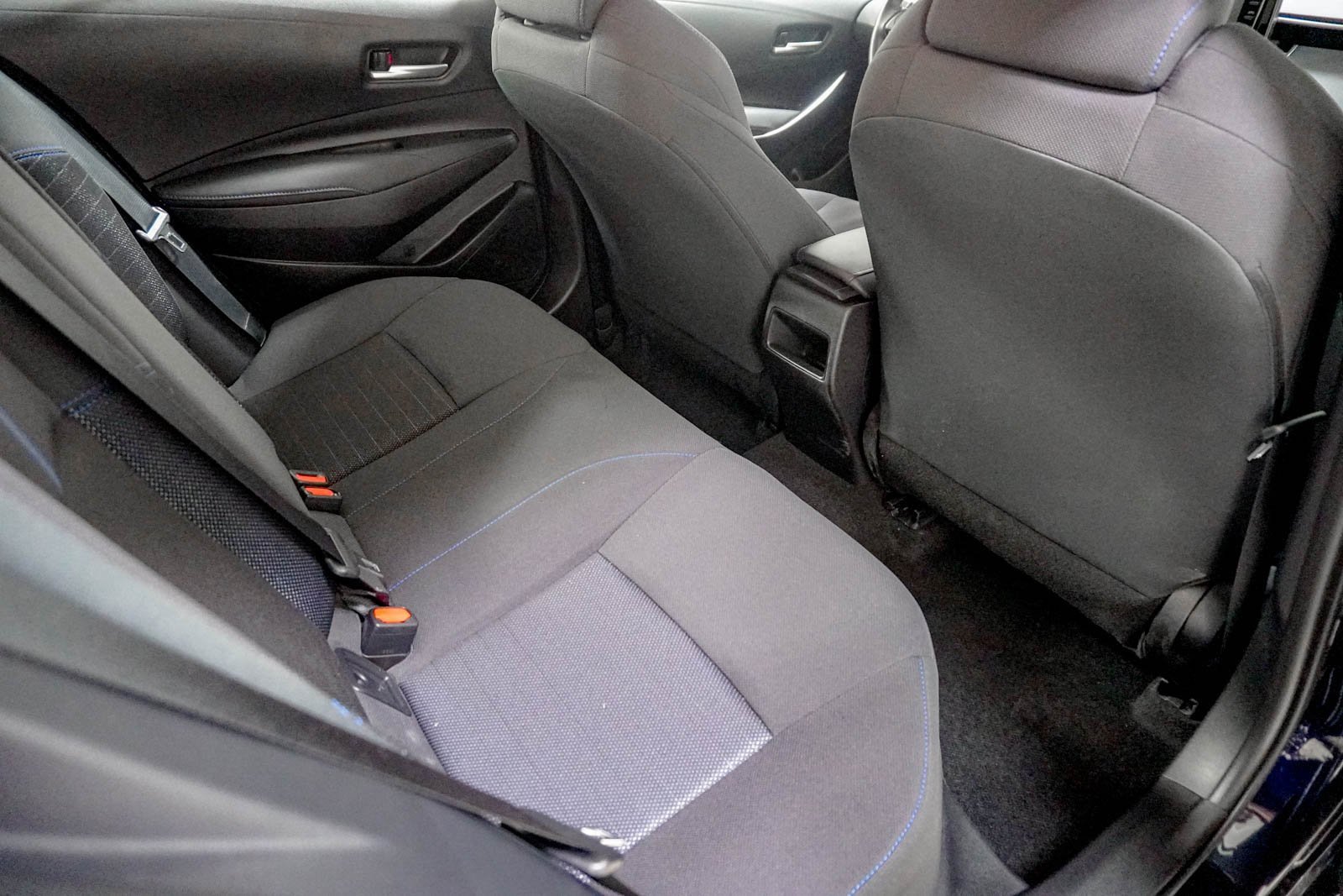 Used 2022 Toyota Corolla SE image 32