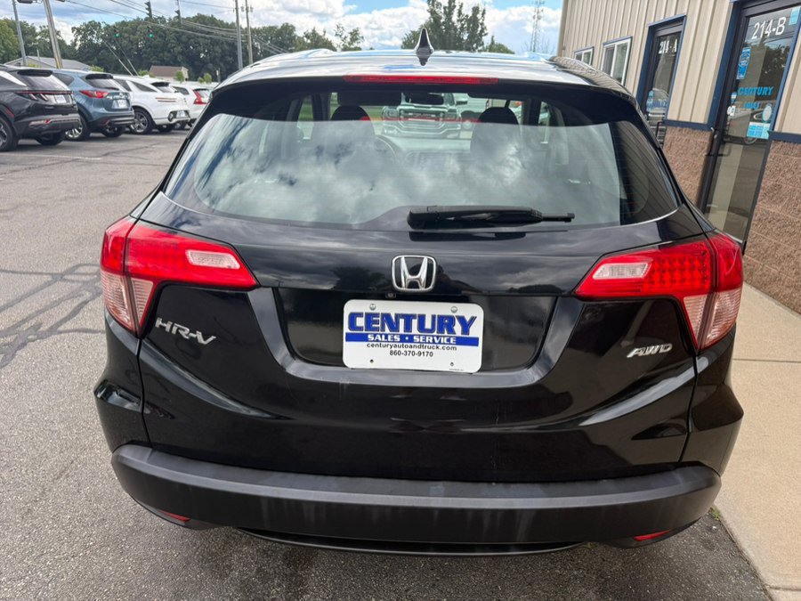 Used 2018 Honda HR-V LX image 7