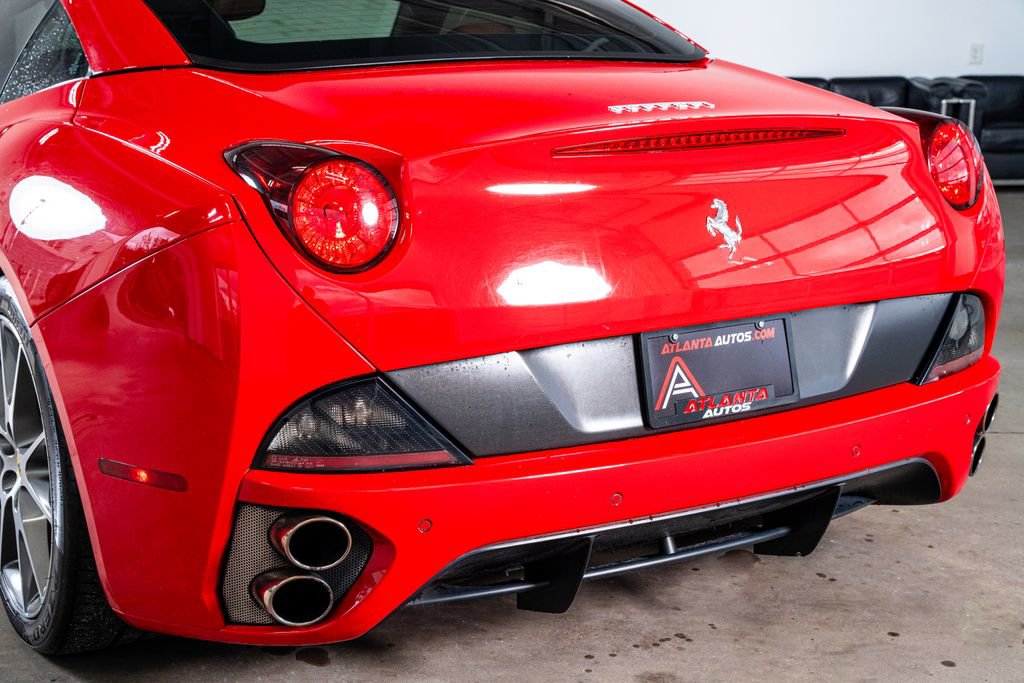 Used 2010 Ferrari California image 29