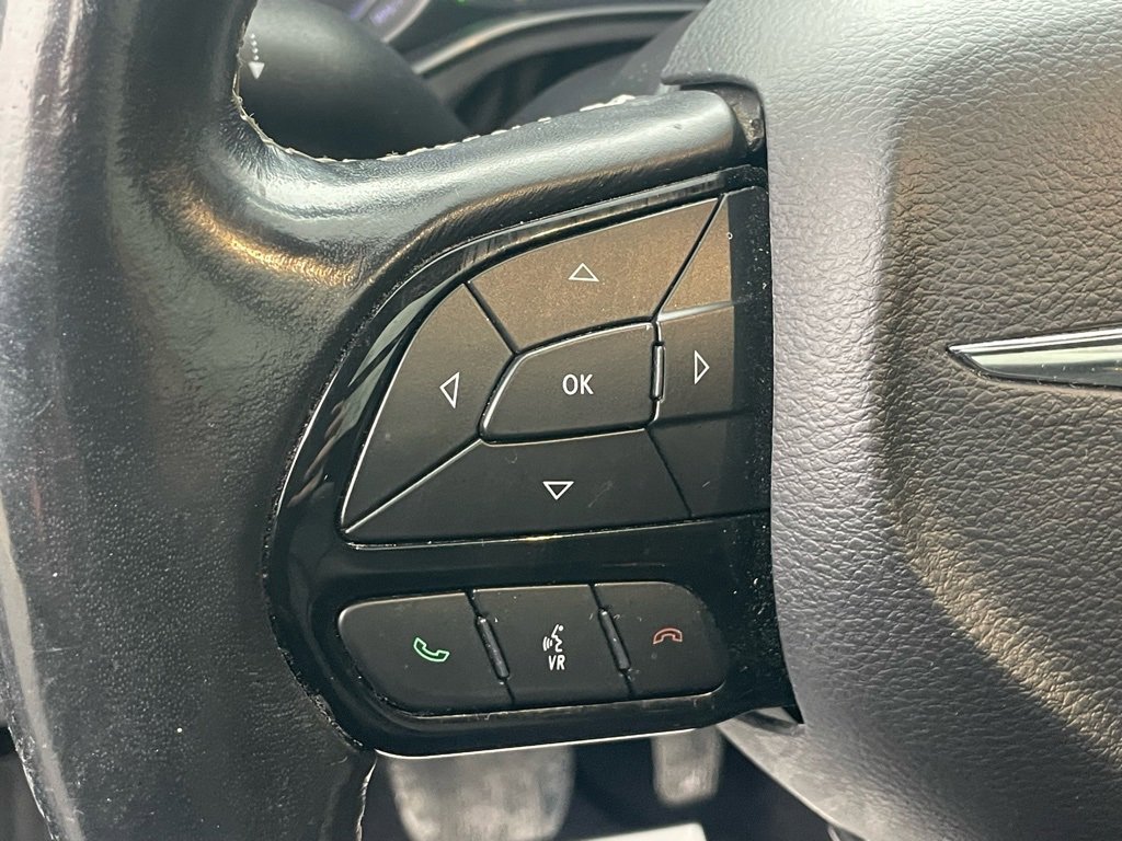 Used 2019 Chrysler Pacifica Touring-L Plus w/ Advanced Safetytec Group image 38