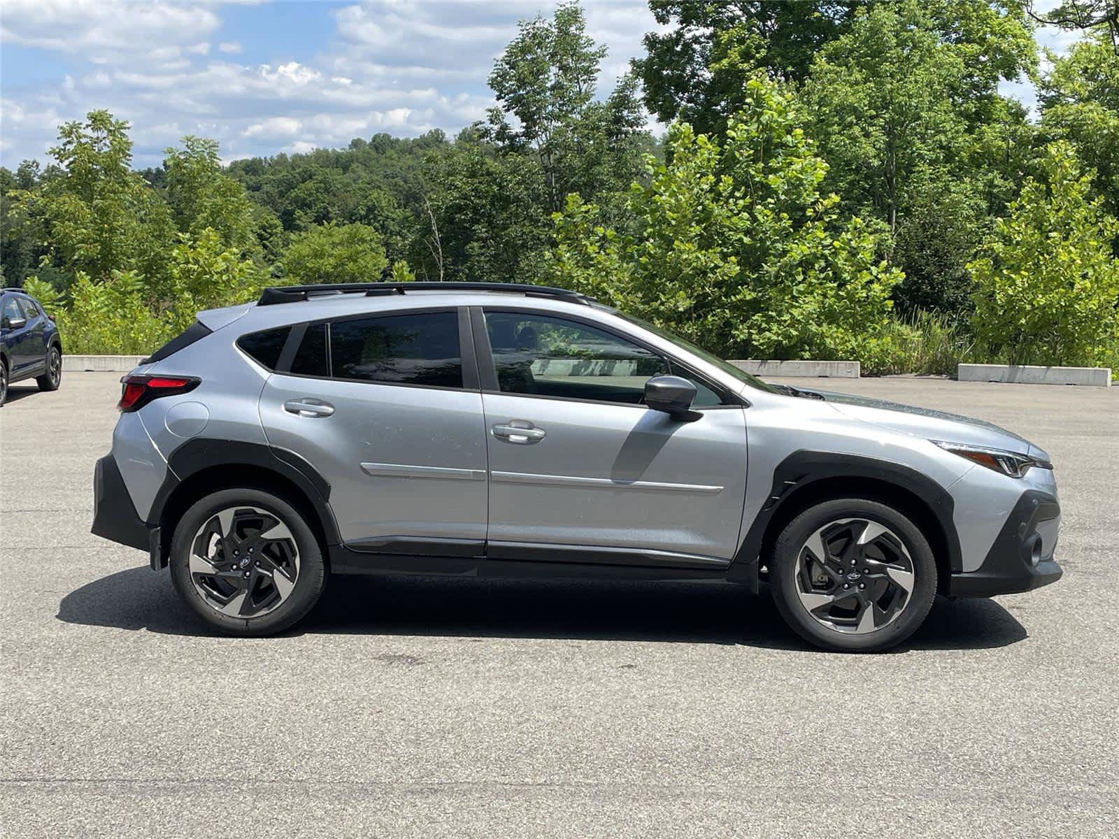 Used 2025 Subaru Crosstrek 2.5i Limited AWD/4WD image 6