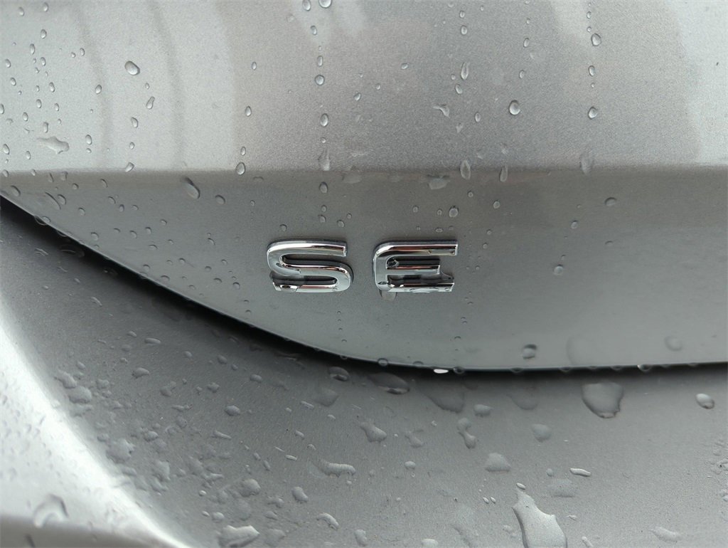 New 2026 Volkswagen Tiguan SE image 46