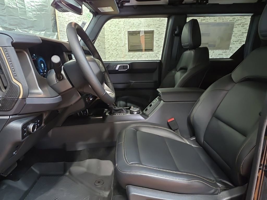 New 2025 Ford Bronco Badlands image 32
