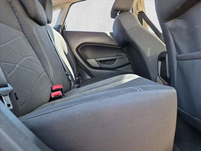 Used 2014 Ford Fiesta SE FWD image 17