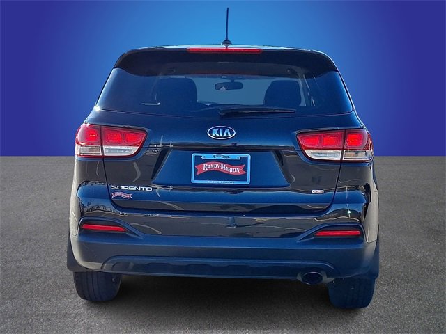 Used 2017 Kia Sorento L image 5