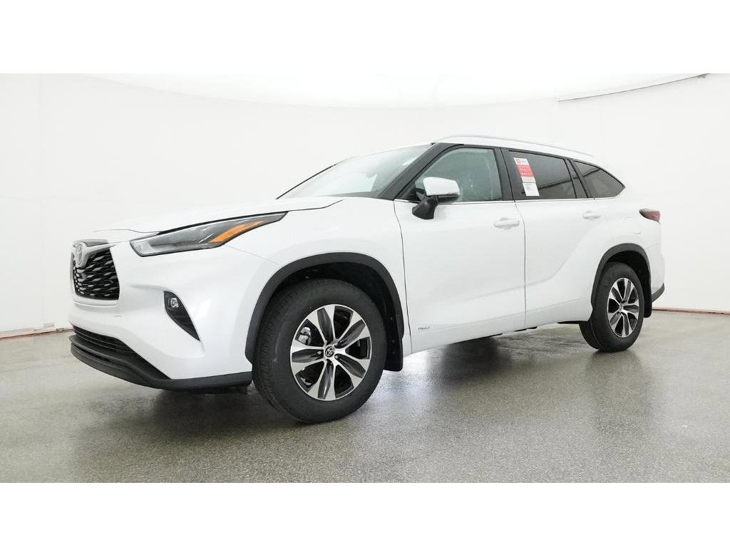 New 2026 Toyota Highlander XLE image 17