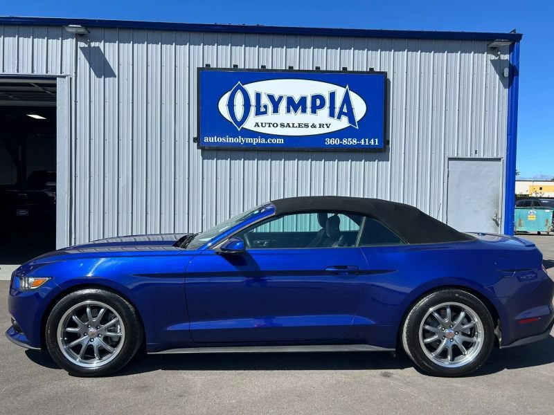 Used 2016 Ford Mustang Premium w/ Equipment Group 201A RWD image 35