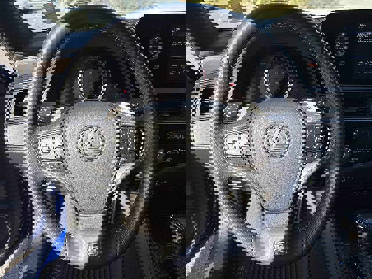 Used 2022 Lexus ES 350 F Sport image 12