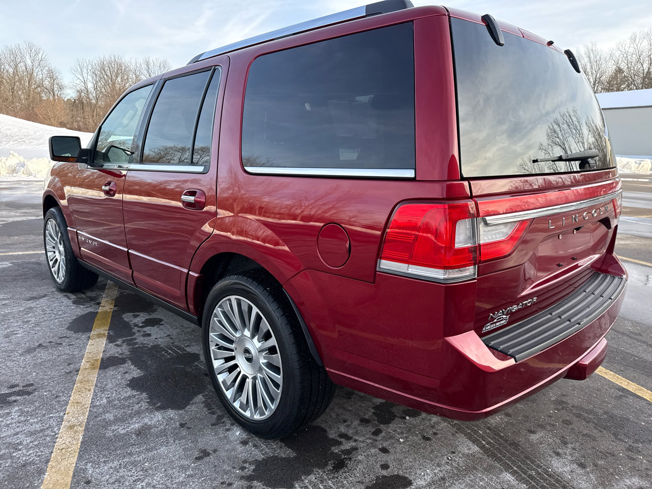 Used 2017 Lincoln Navigator Select image 7