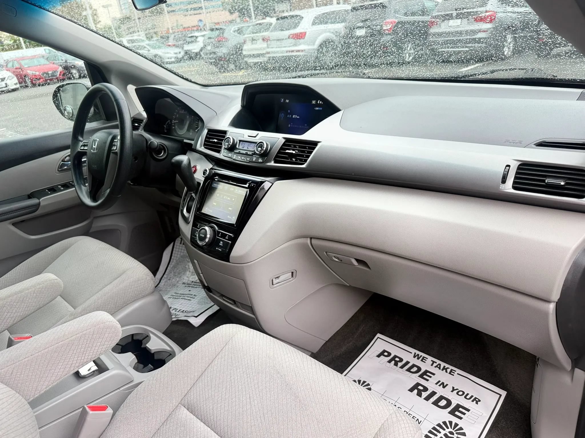 Used 2015 Honda Odyssey EX image 36