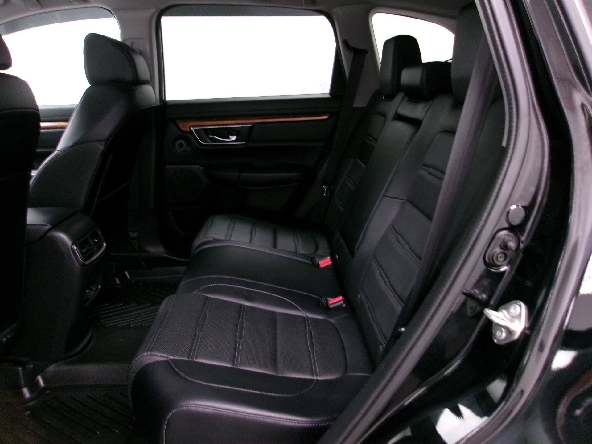 Used 2018 Honda CR-V Touring image 11