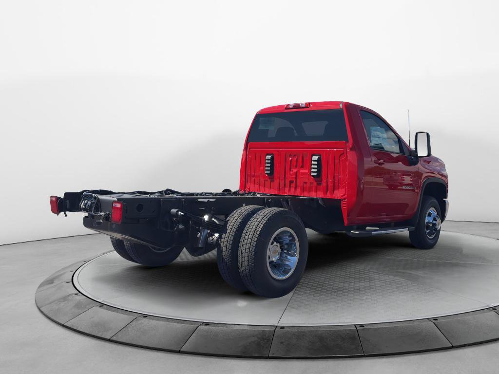 New 2026 Chevrolet Silverado 3500 LT w/ Convenience Package AWD/4WD image 6
