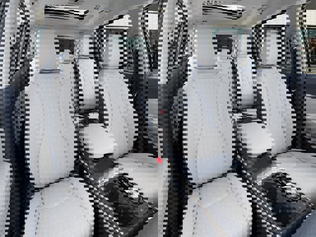 New 2026 Kia Carnival SX image 15