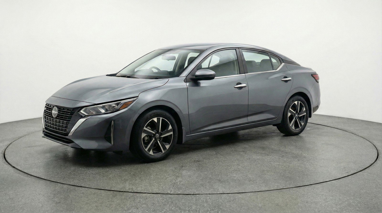 Used 2025 Nissan Sentra SV FWD image 3
