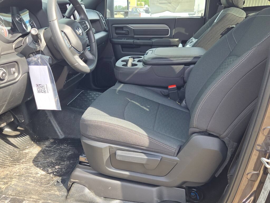 New 2026 RAM 5500 Tradesman AWD/4WD image 19