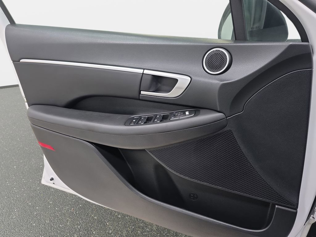 Used 2023 Hyundai Sonata SEL image 27